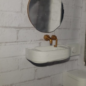 Juego de lavabo y grifo de pared en miniatura moderno (escala 1:24)