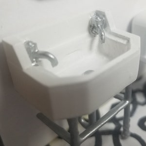 Miniature Art Deco Sink (1:24 Scale)