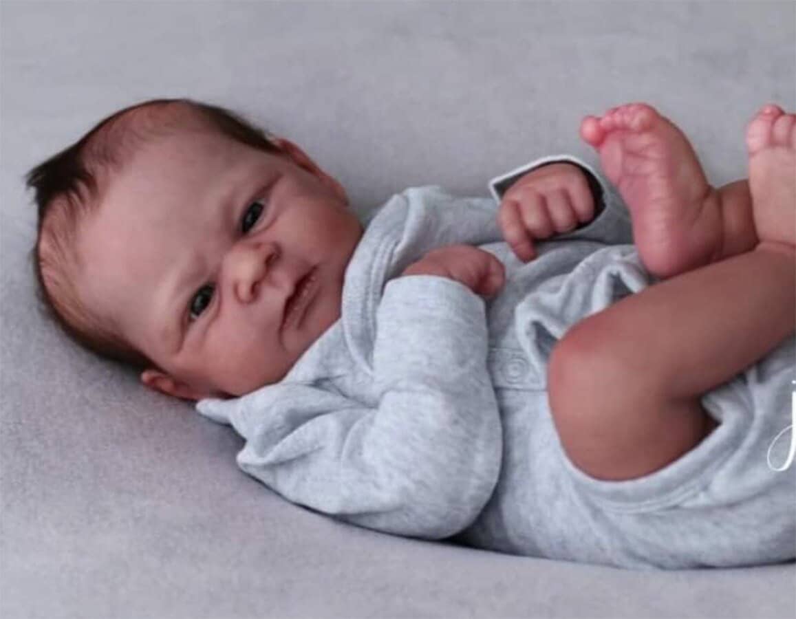 Reborn Crystal baby doll kit unpainted W/ FREE GIFT so cute and soft vinyl Reborn Crystal baby doll kit unpainted W/ FREE GIFT so cute and soft vinyl