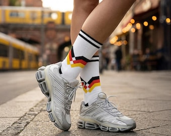 Calcetines de la equipación de fútbol de Alemania 1990 - Calcetines deportivos inspirados en el Mundial retro - Ropa de fútbol alemán vintage - Estética alemana de los 90