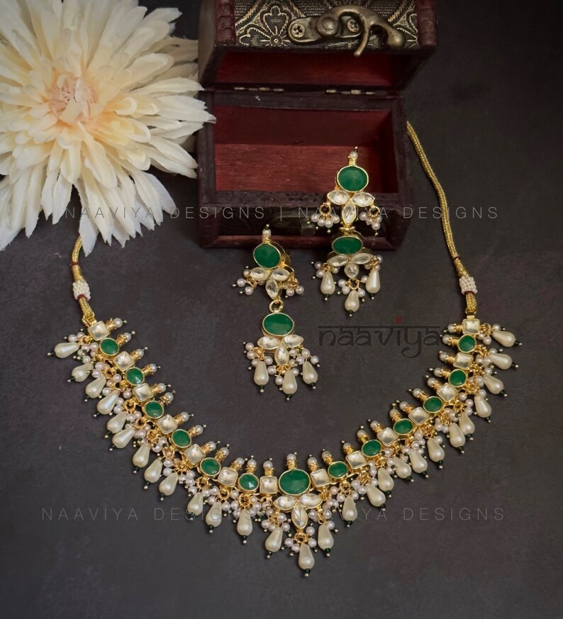 Handgefertigte Echt Pach Kundian Halskette Set mit Ohrringen, Vergoldet, Silber Rückseite Foil Schmuck, Kundan Choker, Kundan Ohrringe Bild 4