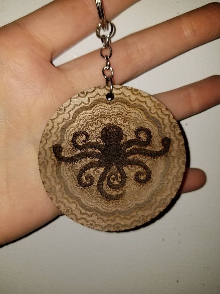 engraved keychain alien woodburn mandala keychain Alien keychain walnut wood woodburned keychain wooden keychain alien head keychain
