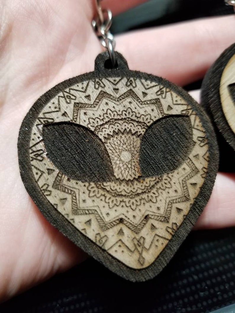 engraved keychain alien woodburn mandala keychain Alien keychain walnut wood woodburned keychain wooden keychain alien head keychain