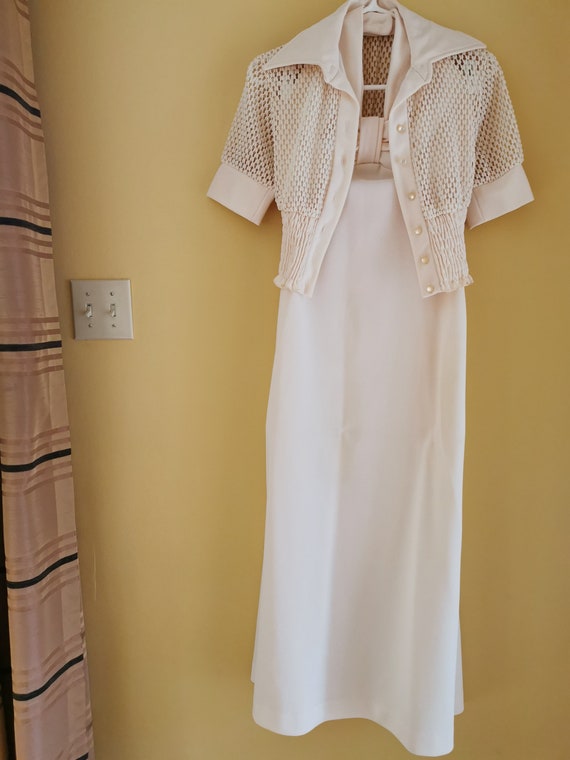 Vintage 70s cream halter top evening gown mother-o