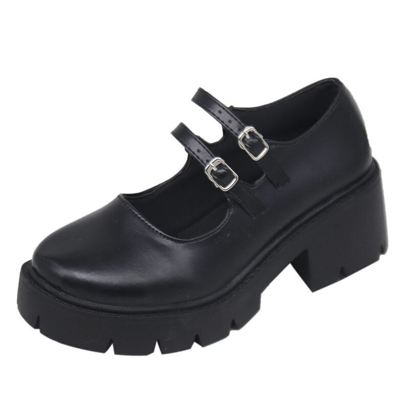 black heels 2021