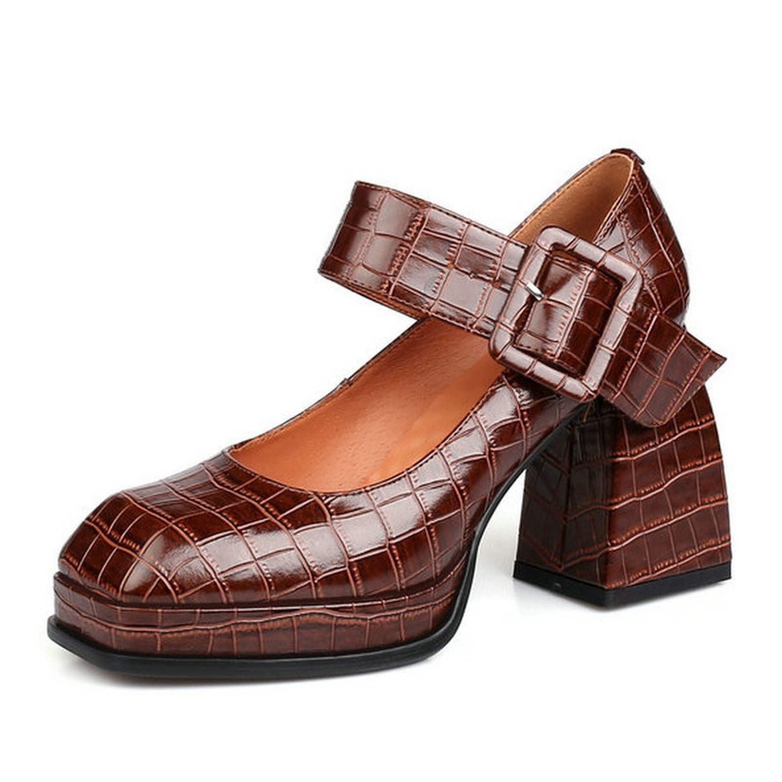 black heels 2021