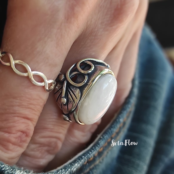 925 Silver and Moonstone Ring, Vintage Silver Ring, Large Moonstone Ring, Silver Branches Ring, Antique 925 Ring, Moonstone Silver Oval Ring