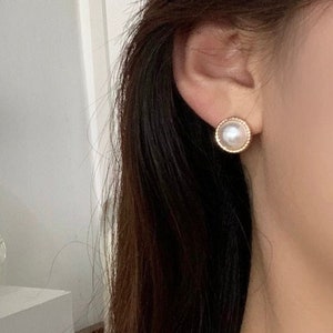 GOLDEN PEARL STUD Earrings, Pearl Stud Earrings, Pearl Huggie Earrings ...