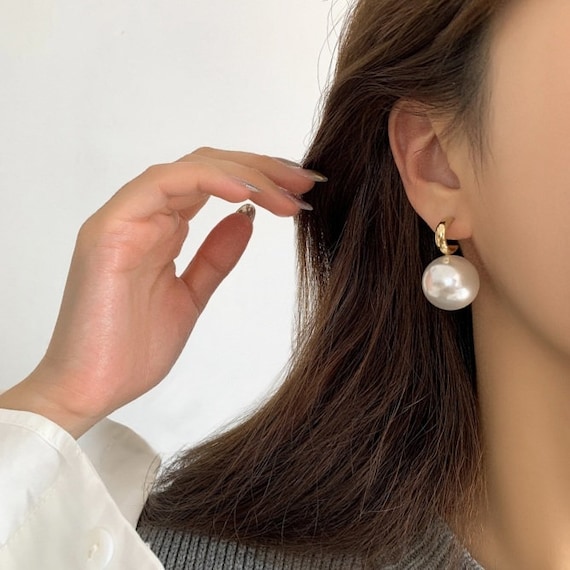 11 - 12 mm Extra Large White Pearl Stud Earrings - Lido Collection
