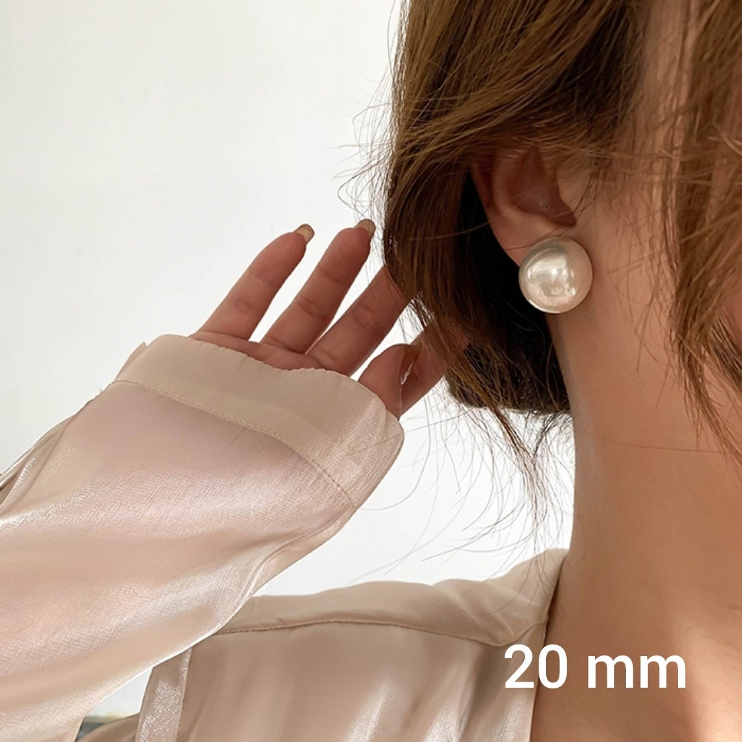 25mm Round Pearl Stud 18K Gold Copper Stud Earring for Women – ZIVOM