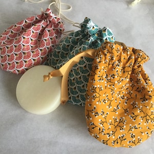 Seifenbeutel, feste Zahnpasta, festes Shampoo, Reisen