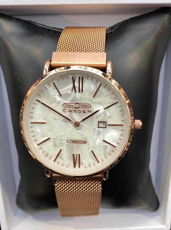 rose gold seashell watch