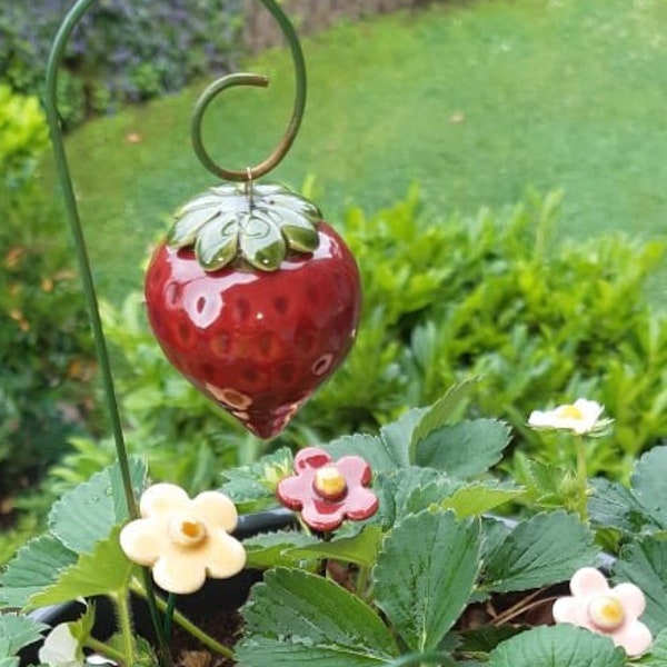 Ceramic strawberry