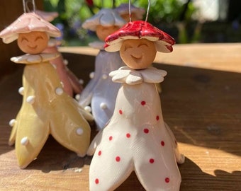 Frohe Bunte Blumenfee  Keramik Figuren - Kreativ Dekoration für Garten, Wohnung und Balkon