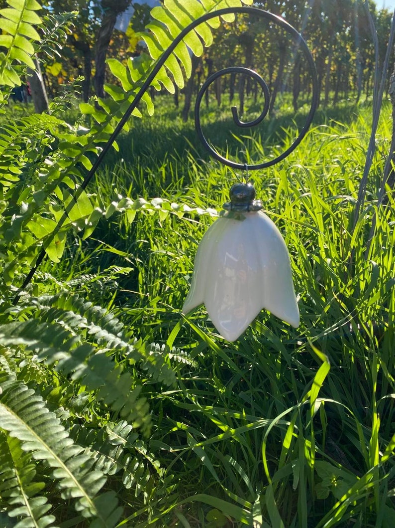 Keramik Glockenblume handgefertigte Keramik Blume für Geschenk, Kretaiv Dekoration für Garten und wohnung inkl. mit dem Stiel Bild 6