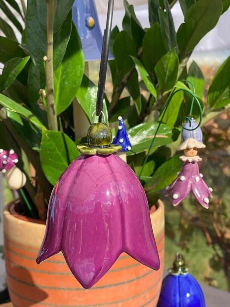 Keramik Glockenblume handgefertigte Keramik Blume für Geschenk, Kretaiv Dekoration für Garten und wohnung inkl. mit dem Stiel Bild 1