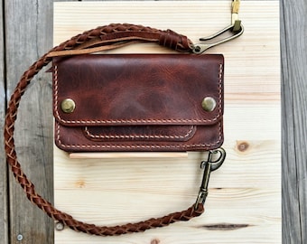 Handmade Leather Trucker Wallet, Chain Wallet with braided Lanyard, Chain Wallet made using Waxy  Leather Conceria Walpier Tannery in Italy