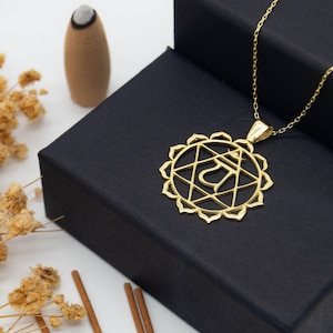 Sterling Silver Heart Chakra Necklace, 14K Spiritual Balance and Harmony Jewelry, Christmas Gift, Gift for Yoga Lovers, Yoga Chakra Jewelry