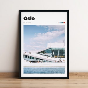 Cartel de viaje de Oslo - Arte de fotografía de viaje en color/B&W - Impresión de viaje de Oslo - Impresión de la ciudad de Noruega - Cartel fotográfico de Oslo - Arte de viaje por carretera personalizado