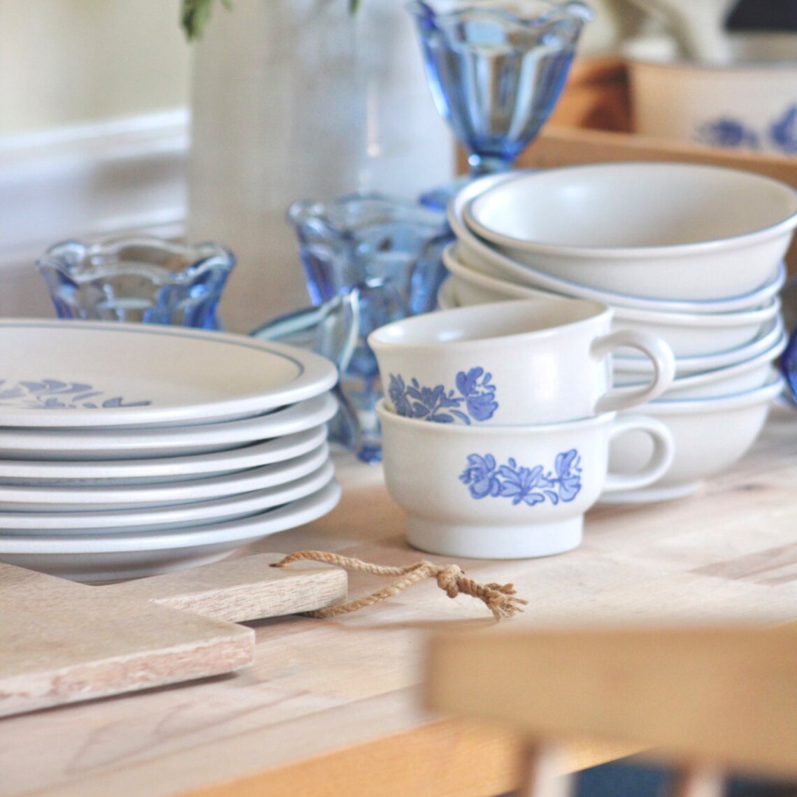 Vintage Pfaltzgraff Yorktowne Dinnerware Set for 6 Dinnerware Vintage