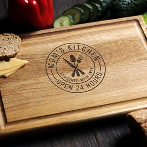 Personalized Oak Cutting Board: Engraved Kitchen Gift