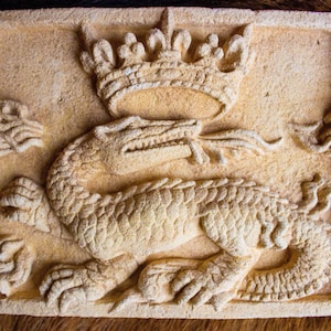 Escultura de salamandra real - Francisco I