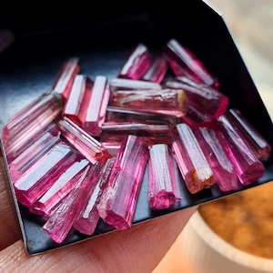 Pink Tourmaline Crystal, Tourmaline Earth Mined Mineral Rough, 100% Natural Tourmaline Raw, Loose Tourmaline Size  8-14 MM, for Jewelry