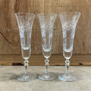 3 vintage kristallen champagnefluiten "Pinwheel"