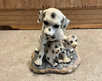 日本製磁器ビーグルとダルメシアンの置物、コレクター向け犬の置物