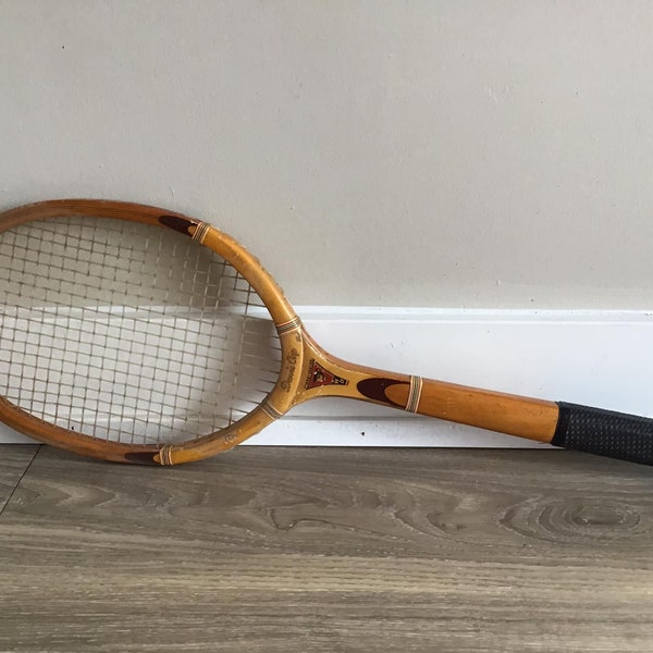 Raquettes De Tennis En Bois Vintage - Lot Décoratif Pour Mur, Choix De La Quantité (marque Wilson)
