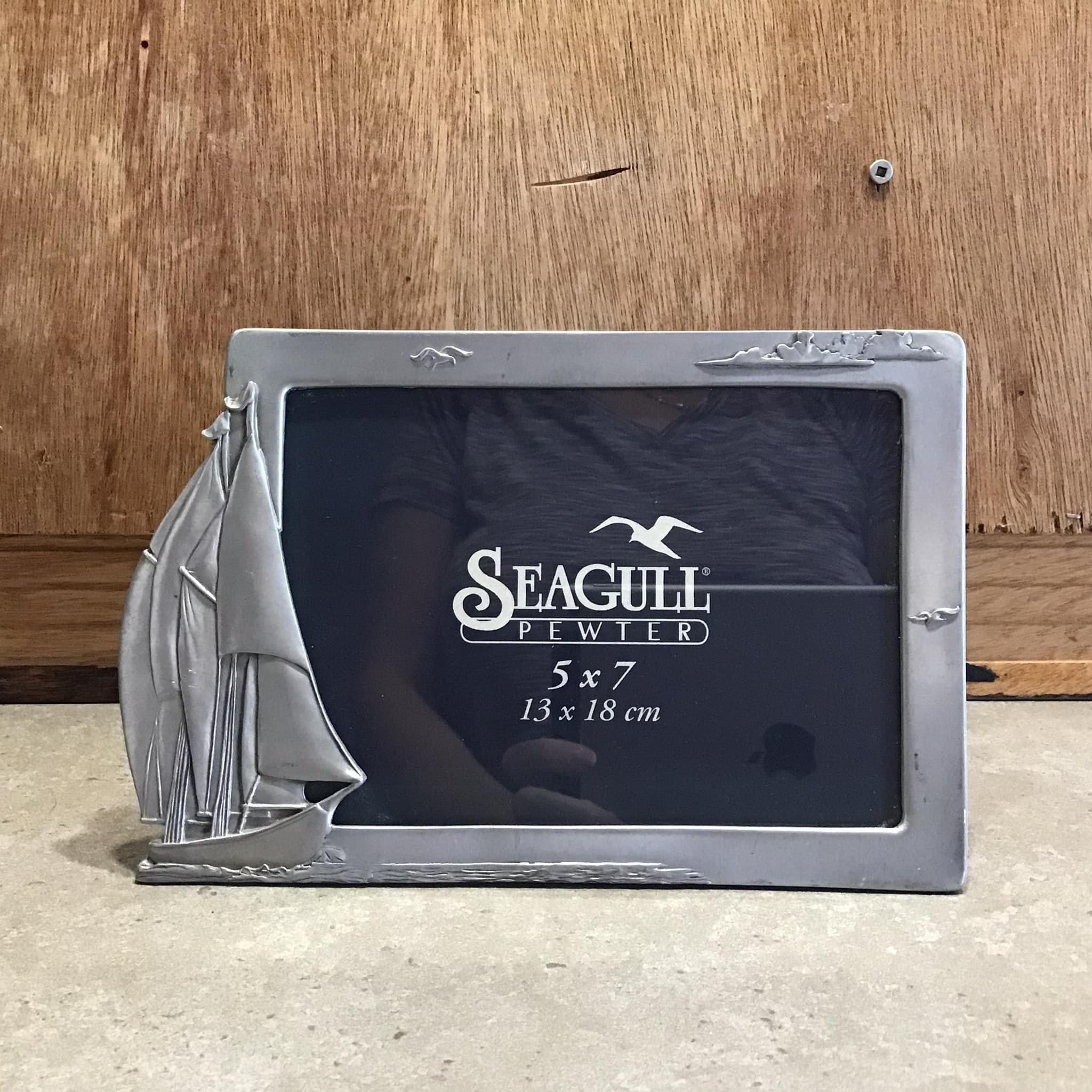 ヴィンテージ シーガル ピューター フォトフレーム：帆船デザイン、5x7