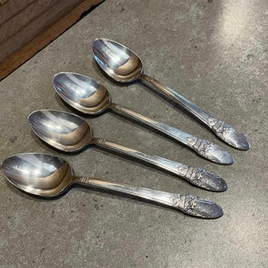 4 Vintage Rogers Bros Silver Plated Spoons