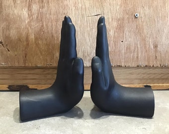 Black Hand Bookends, Classic Decorative Resin Book Shelf Organisers with Left and Right hands Book Stopper