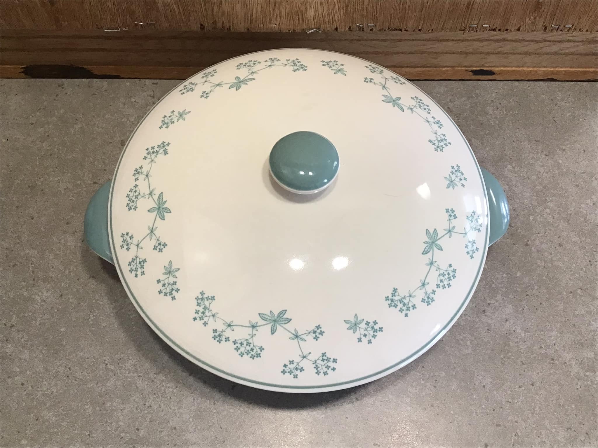 Vintage Round Covered Vegetable With Handle Queenslace by ROYAL