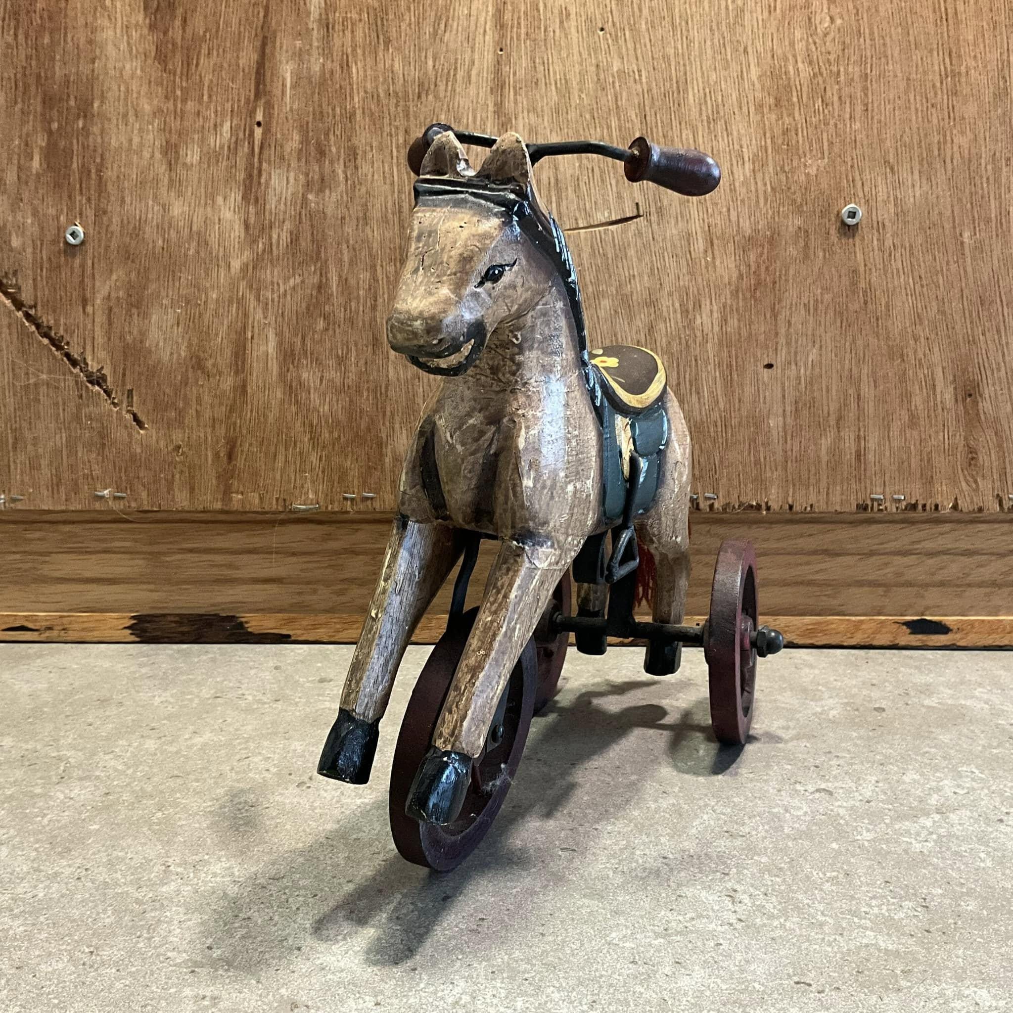 Ancien Jouet à Tirer – Cheval En Bois Peint Miniature Sur Roues (années 30/40)