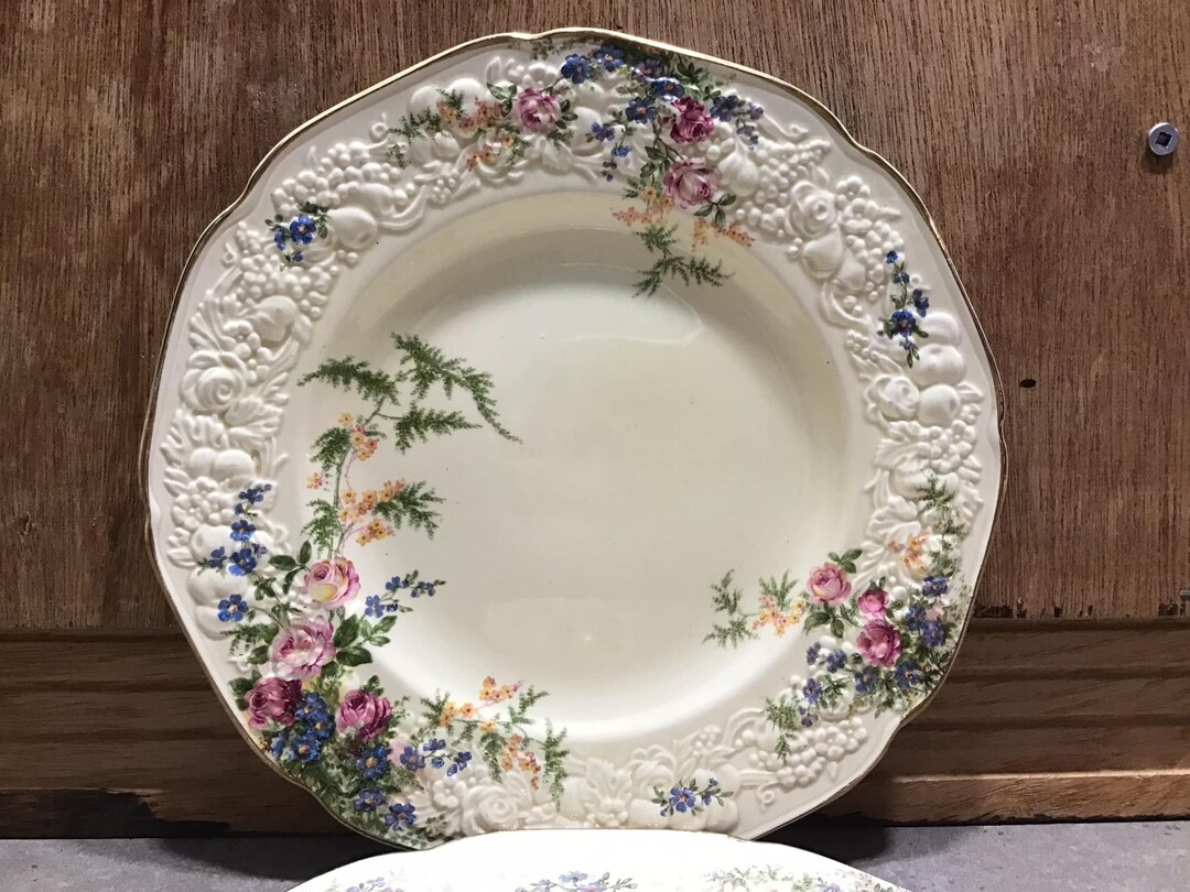 2 Crown Ducal Florentine ROSALIE Plates Made in England. Etsy