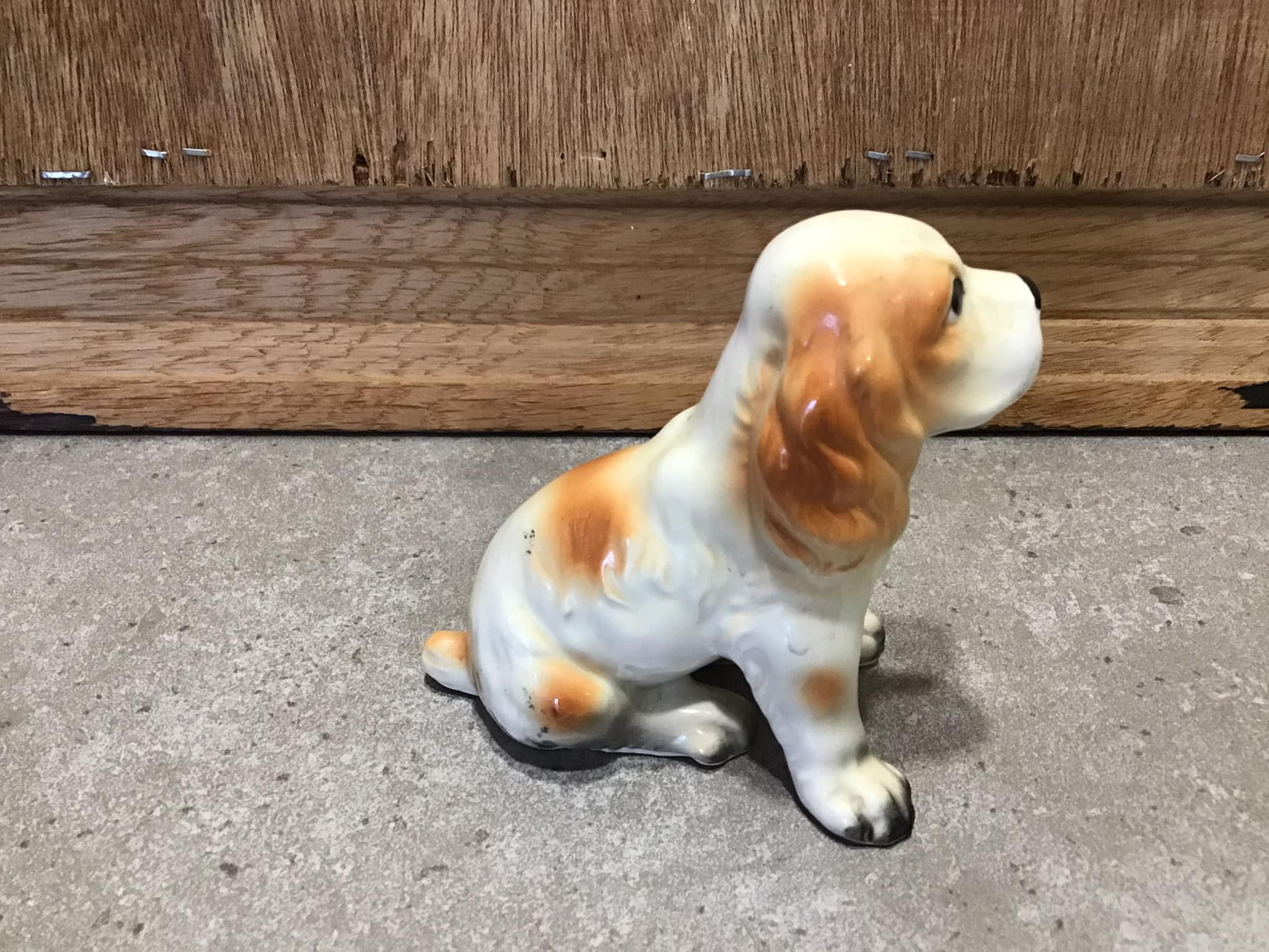 日本製のヴィンテージ陶器製犬コッカースパニエルのコレクター向け動物