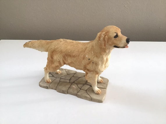 【値下げ】英国製　Sherratt& Simpson ゴールデンレトリーバー置物 ゴールデンレトリバーの立ち姿の犬の置物 シェラット・シンプソン