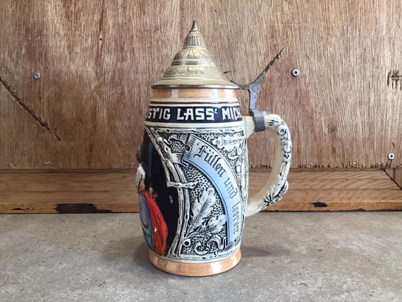 ヴィンテージドイツビールジョッキ: 蓋付きキングスタイン、「Lustig