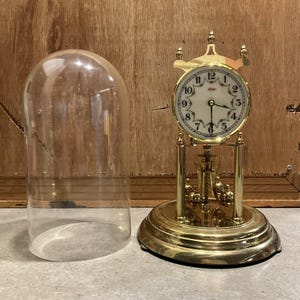 Vintage Kieninger Obergfell jubileumskuppelklocka, roterande pendel, Tyskland heminredning