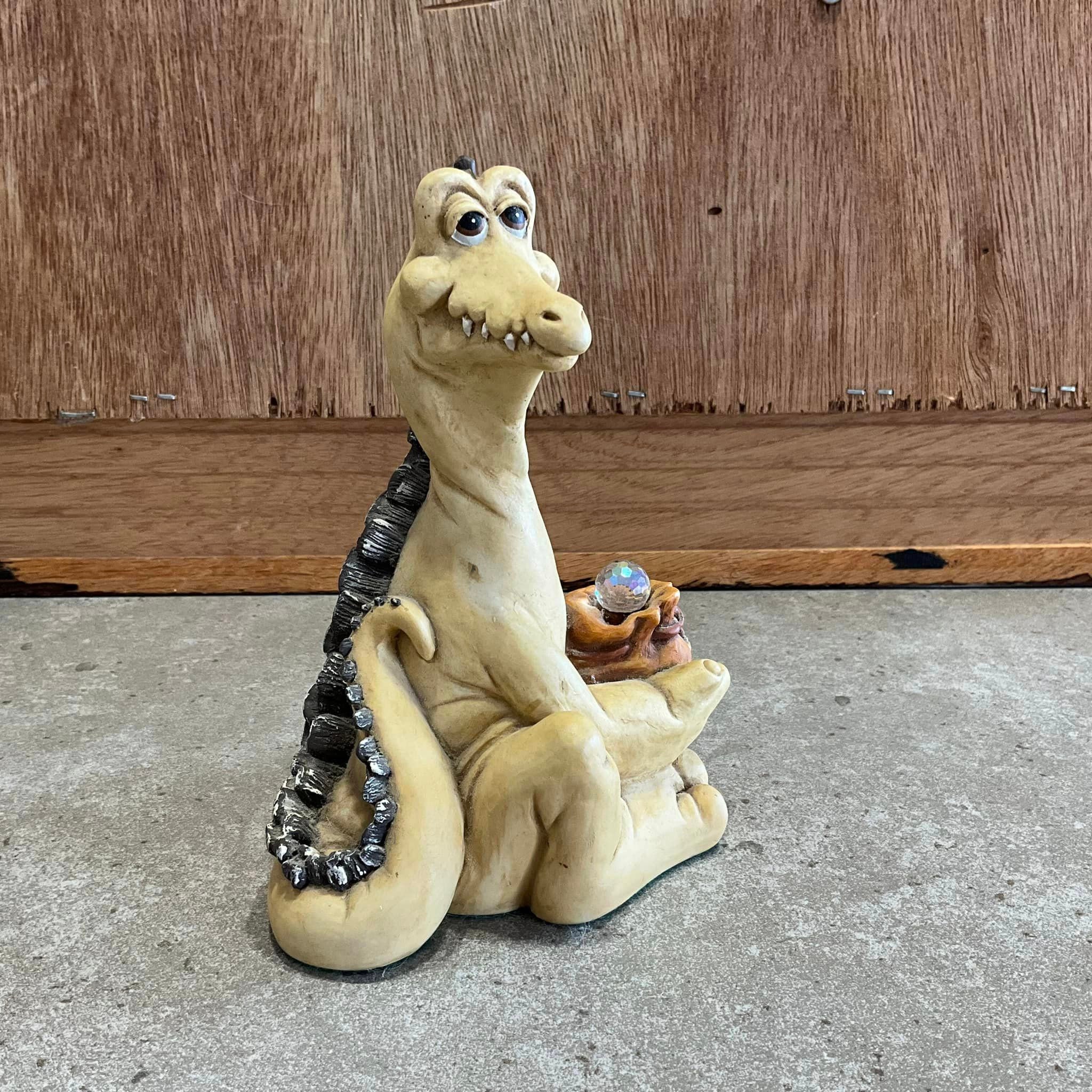 Krystonia figurine - Etsy 日本
