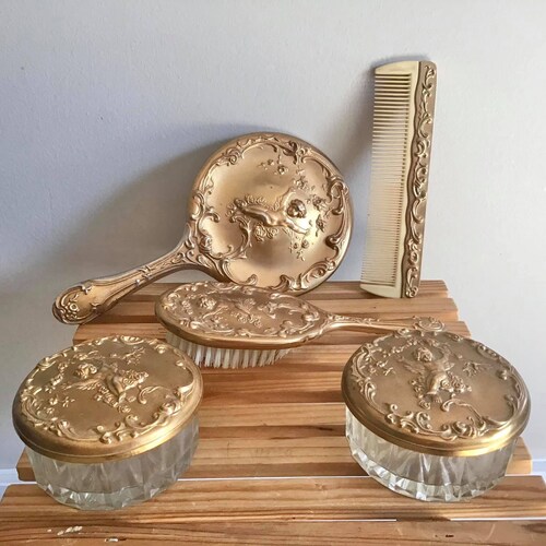 Vintage Cherub Vanity Set: Hand Mirror, Brush, Comb, Powder  display picture 1