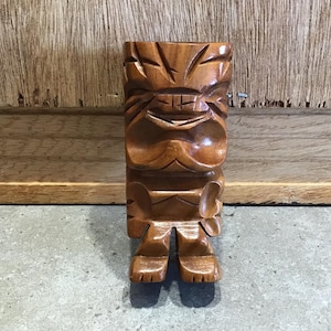 Vintage Waikiki Woods ręcznie rzeźbiona figurka z drewna Monkey Pod TIKI
