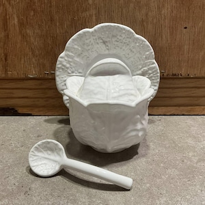 Vintage Small White Cabbage Leaf Gravy or Sauce  with Ladle and Underplate, Made in Portugal, See all measurements in the photos