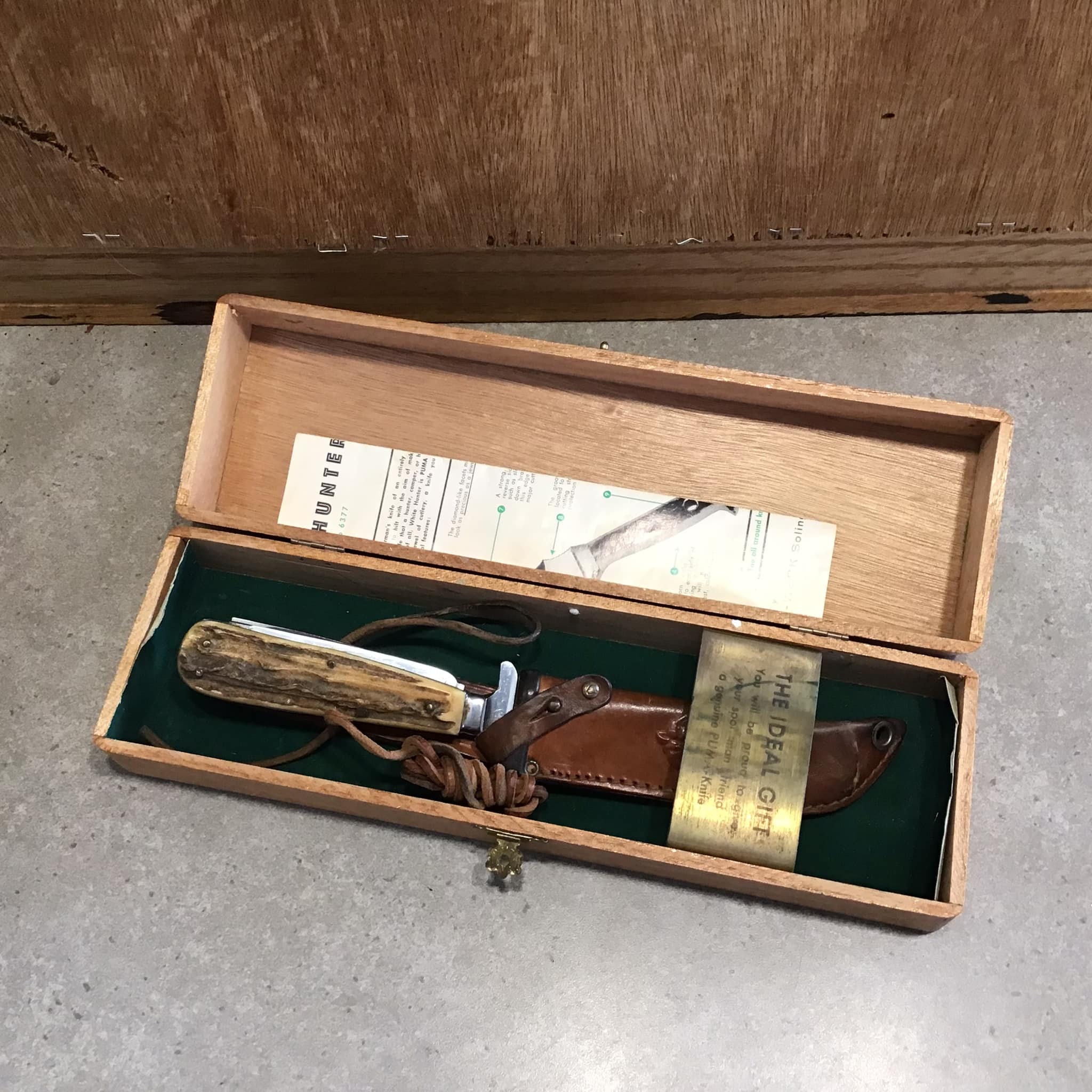 【激レア】Puma No. 1938 6/8 メンズ剃刀 木製ケース付き 激レア】Puma No. 1938 6/8 メンズ剃刀 木製ケース付き
