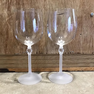 2 Vintage Wine Glasses - Clear Glass with Beautiful Frosted Ball Stem - Vintage Stemware - Retro Barware - Vintage Bar Glasses