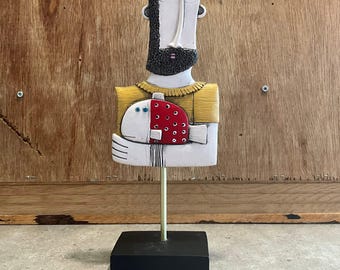 Vintage Cubist Man with Fish Sculpture – Abstract Resin Face Figurine on Stand – Picasso Style Modernist Table Decor – 11" Men Gift