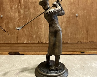 Vintage Bronze-Tone Golfer Statue, Classic Golf Player Figurine in Mid-Swing Detailed Sports Memorabilia, Office Desk Decor, Gift for Golfer