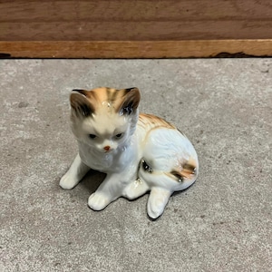 Vintage Small Cat Figurines Ceramic Animal Statue Statuette Collectible, Gift for Cat Lover or Shelf Decor