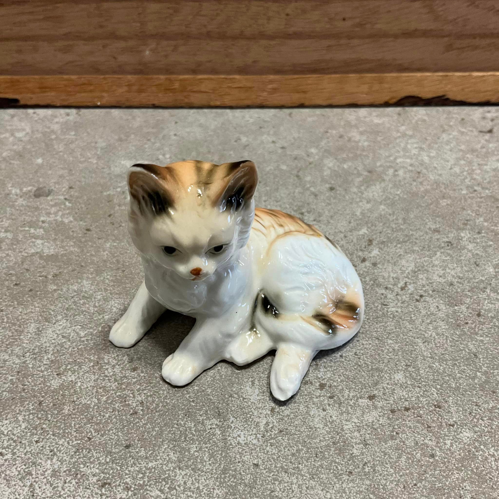 Beswick white cat - Etsy 日本